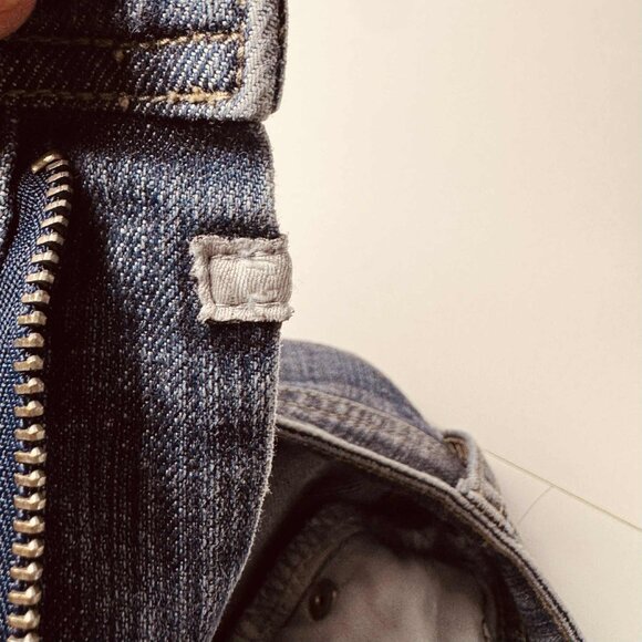 Chico’s Platinum Denim Jeans | Size 2 Short | Classic Straight Leg 32 x 27 - Picture 5 of 10